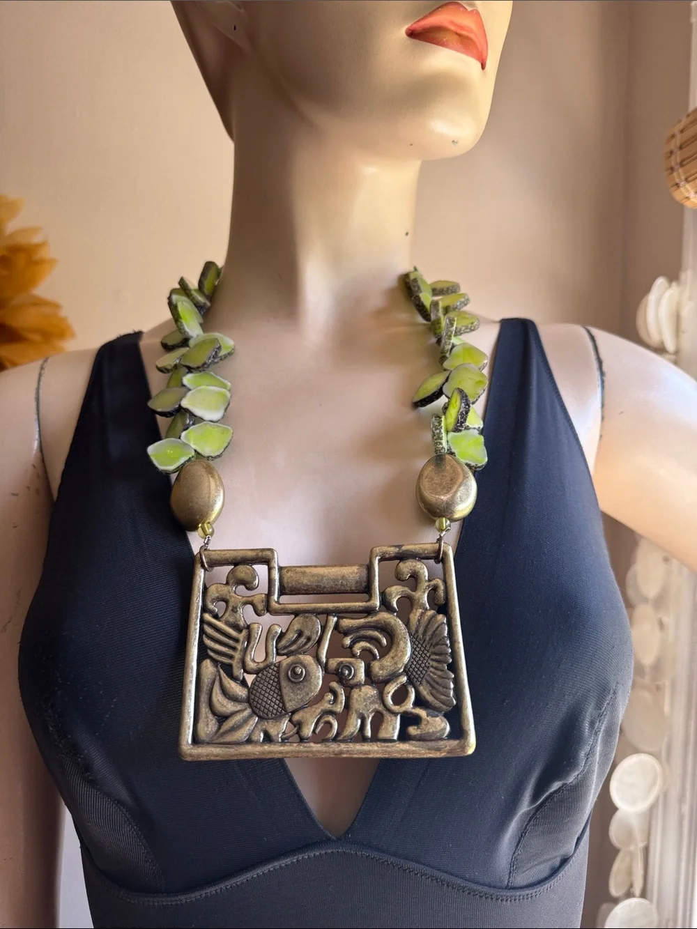 Asian Artisan Agate Gemstone Necklace